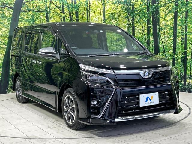 ヴォクシー ＺＳ　煌ＩＩ　セーフティセンス　後席モニター　禁煙車　両側電動スライドドア　純正１０型ナビ　バックカメラ　ＥＴＣ　Ｂｌｕｅｔｏｏｔｈ　フルセグ　ＬＥＤヘッド　クルーズコントロール　クリアランスソナー　スマートキー（17枚目）