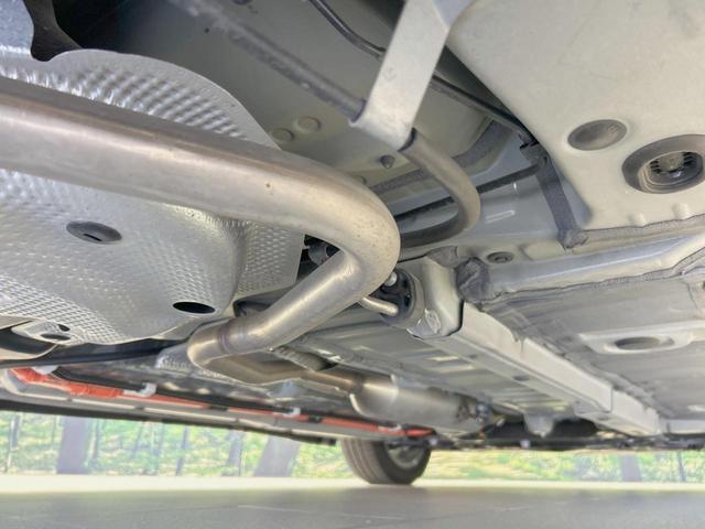 アクア Ｚ　モデリスタエアロ　純正１０．５型ナビ　全周囲カメラ　禁煙車　衝突軽減装置　レーダークルーズ　デジタルインナーミラー　ブライドスポットモニター　ハーフレザー　パワーシート　ＬＥＤヘッド／フォグ（22枚目）