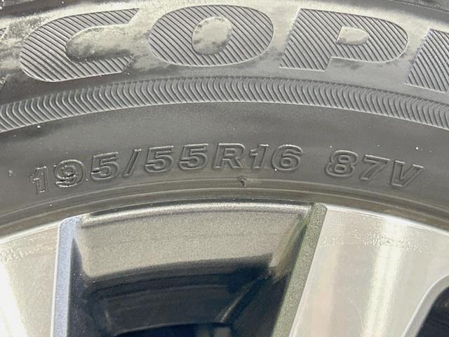 アクア Ｚ　モデリスタエアロ　純正１０．５型ナビ　全周囲カメラ　禁煙車　衝突軽減装置　レーダークルーズ　デジタルインナーミラー　ブライドスポットモニター　ハーフレザー　パワーシート　ＬＥＤヘッド／フォグ（51枚目）