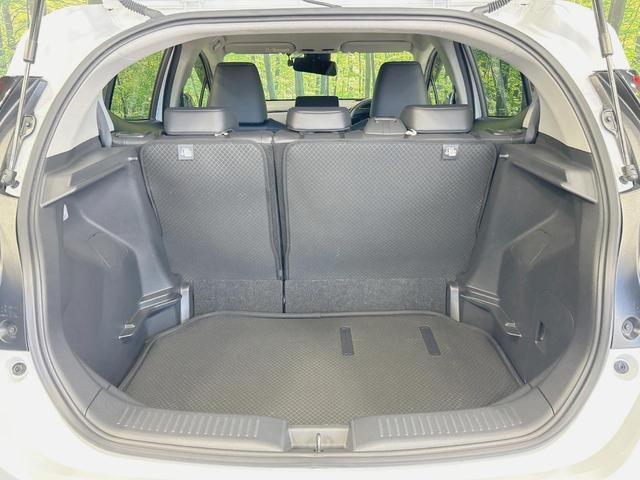 アクア Ｚ　モデリスタエアロ　純正１０．５型ナビ　全周囲カメラ　禁煙車　衝突軽減装置　レーダークルーズ　デジタルインナーミラー　ブライドスポットモニター　ハーフレザー　パワーシート　ＬＥＤヘッド／フォグ（57枚目）