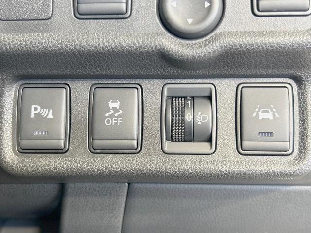 ノート ｅ－パワー　Ｘ　純正ナビ　バックカメラ　衝突被害軽減　禁煙車　コーナーセンサー　スマートキー　車線逸脱警報　オートライト　オートエアコン　純正１５インチアルミ　Ｂｌｕｅｔｏｏｔｈ　ＣＤ　フルセグ（35枚目）