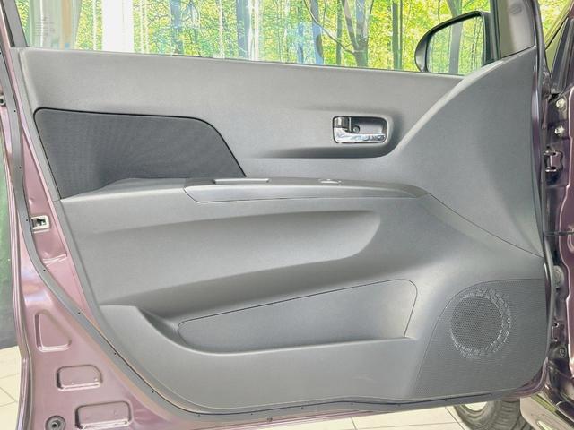 ミラカスタム ＲＳ　純正ナビ　バックカメラ　禁煙車　ＨＩＤヘッド　ターボ　４ＷＤ　ＥＴＣ　オートエアコン　純正１５インチアルミ　革巻きステアリング　電動格納ミラー　スマートキー　盗難防止システム　バニティミラー（46枚目）