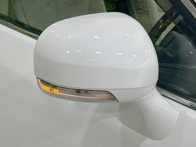 クラウン ロイヤルサルーン　純正８型ナビ　バックカメラ　禁煙車　クルーズコントロール　ＨＩＤヘッド　フルセグ　ＥＴＣ　パワーシート　フロントフォグランプ　スマートキー　木目調革巻きハンドル　サイド／カーテン／ニーエアバック（48枚目）