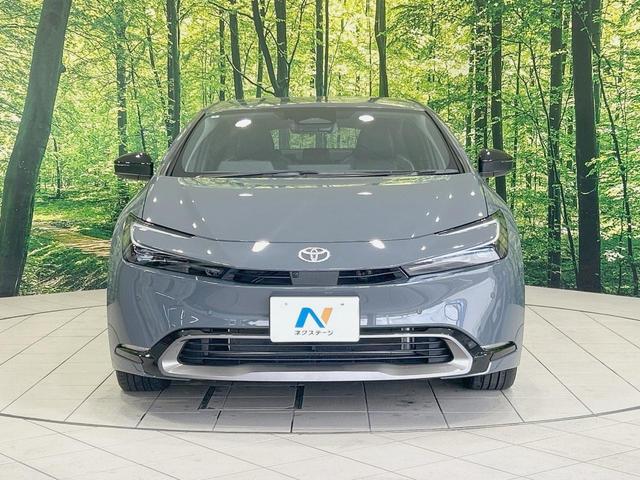 プリウス Ｚ　純正１２．３型ナビ　全周囲カメラ　禁煙車　セーフティセンス　レーダークルーズ　ブラインドスポットモニター　パワーシート　シートベンチレーション　合皮シート　ステアリングヒーター　ＬＥＤヘッド　ＥＴＣ（14枚目）