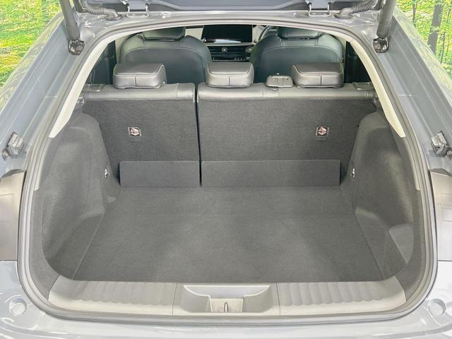 プリウス Ｚ　純正１２．３型ナビ　全周囲カメラ　禁煙車　セーフティセンス　レーダークルーズ　ブラインドスポットモニター　パワーシート　シートベンチレーション　合皮シート　ステアリングヒーター　ＬＥＤヘッド　ＥＴＣ（62枚目）