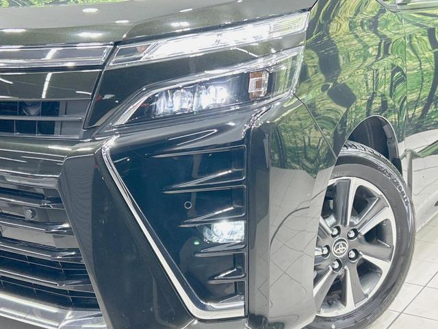 ヴォクシー ZS 煌III 純正10型ナビ 後席モニター バックカメラ 両側電動 衝突軽減 禁煙車 ハーフレザーシート ドラレコ コーナーセンサー スマートキー LEDヘッド/フォグ ETC クルコン HDMI 車線逸脱警報(14枚目)