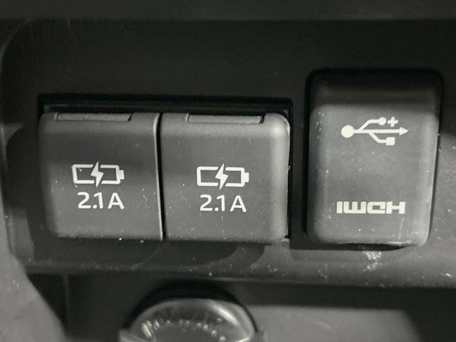 ヴォクシー ZS 煌III 純正10型ナビ 後席モニター バックカメラ 両側電動 衝突軽減 禁煙車 ハーフレザーシート ドラレコ コーナーセンサー スマートキー LEDヘッド/フォグ ETC クルコン HDMI 車線逸脱警報(38枚目)