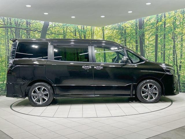 ヴォクシー ZS 煌III 純正10型ナビ 後席モニター バックカメラ 両側電動 衝突軽減 禁煙車 ハーフレザーシート ドラレコ コーナーセンサー スマートキー LEDヘッド/フォグ ETC クルコン HDMI 車線逸脱警報(54枚目)