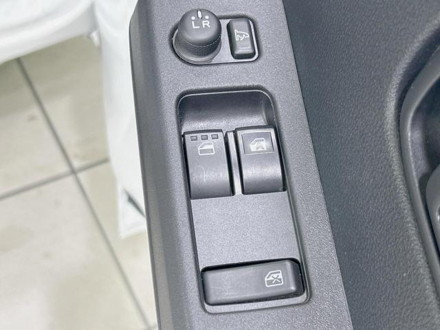 ハイゼットトラック ＥＸＴ　衝突被害軽減　禁煙車　ドラレコ　コーナーセンサー　スマートキー　車線逸脱警報　オートライト　オートハイビーム　ＬＥＤ大型荷台作業灯　純正１２インチアルミ　ＣＤ　ＬＥＤフォグ（28枚目）