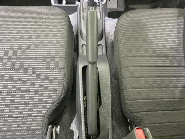 ハイゼットトラック ＥＸＴ　衝突被害軽減　禁煙車　ドラレコ　コーナーセンサー　スマートキー　車線逸脱警報　オートライト　オートハイビーム　ＬＥＤ大型荷台作業灯　純正１２インチアルミ　ＣＤ　ＬＥＤフォグ（35枚目）