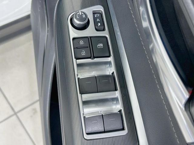 ハリアーハイブリッド Ｚ　レザーパッケージ　モデリスタフルエアロ　純正１２．３型ナビ　全周囲カメラ　ＪＢＬサウンド　レーダークルーズ　禁煙車　衝突軽減　レザーシート　前席シートエアコン　ドラレコ　ＬＥＤヘッド　ＥＴＣ　電動リアゲート（32枚目）