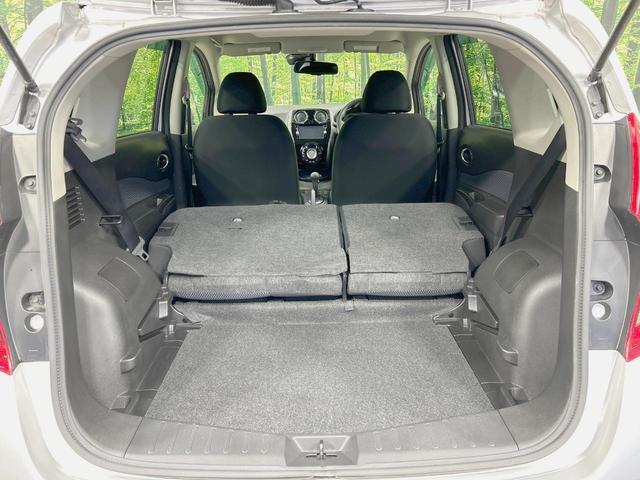 ノート Ｘ　純正ナビ　全周囲カメラ　衝突軽減　禁煙車　コーナーセンサー　スマートキー　ＥＴＣ　車線逸脱警報　オートライト／エアコン　Ｂｌｕｅｔｏｏｔｈ　ＤＶＤ／ＣＤ再生　フルセグ　アイドリングストップ（10枚目）