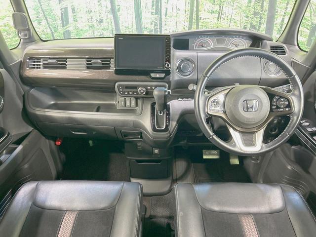 N-BOXカスタム G・EXターボホンダセンシング 純正8型ナビ 両側電動ドア バックカメラ 衝突軽減 レーダークルーズ 禁煙車 ハーフレザーシート ドラレコ スマートキー LEDヘッド/フォグ ETC オートハイビーム 車線逸脱警報(2枚目)