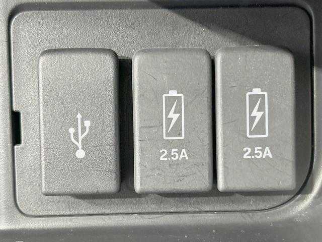 N-BOXカスタム G・EXターボホンダセンシング 純正8型ナビ 両側電動ドア バックカメラ 衝突軽減 レーダークルーズ 禁煙車 ハーフレザーシート ドラレコ スマートキー LEDヘッド/フォグ ETC オートハイビーム 車線逸脱警報(30枚目)