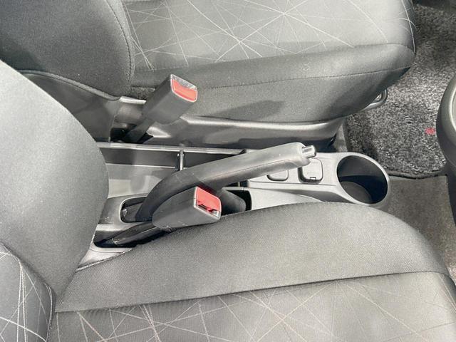 デミオ 13C-V スマートエディションII 純正ナビ 禁煙車 ETC ドライブレコーダー フルセグ Bluetooth再生 電動格納ミラー 盗難防止システム プライバシーガラス シートリフター(41枚目)