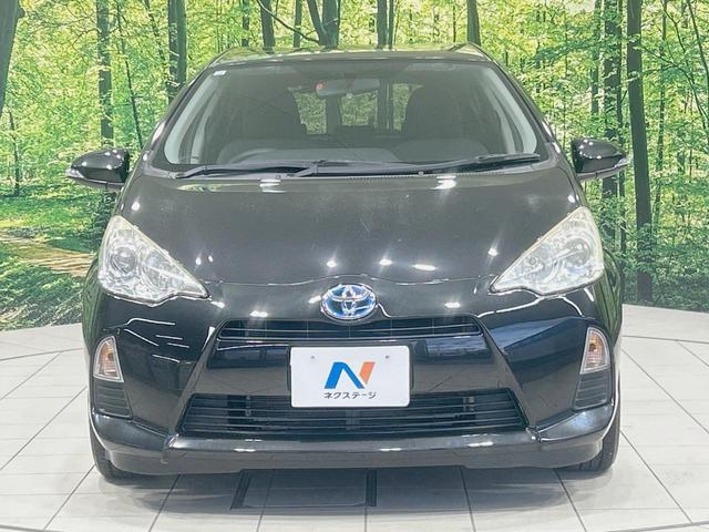 アクア S 純正ナビ バックカメラ 禁煙車 ETC スマートキー フルセグ Bluetooth再生 オートエアコン/ライト 盗難防止システム 横滑り防止装置 CD/DVD再生 プライバシーガラス(14枚目)