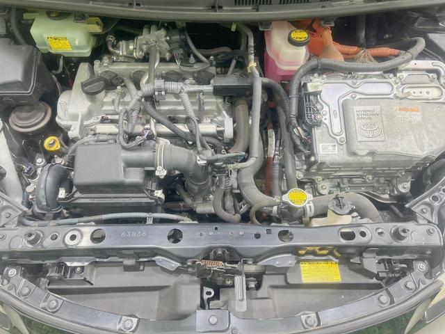 アクア S 純正ナビ バックカメラ 禁煙車 ETC スマートキー フルセグ Bluetooth再生 オートエアコン/ライト 盗難防止システム 横滑り防止装置 CD/DVD再生 プライバシーガラス(18枚目)