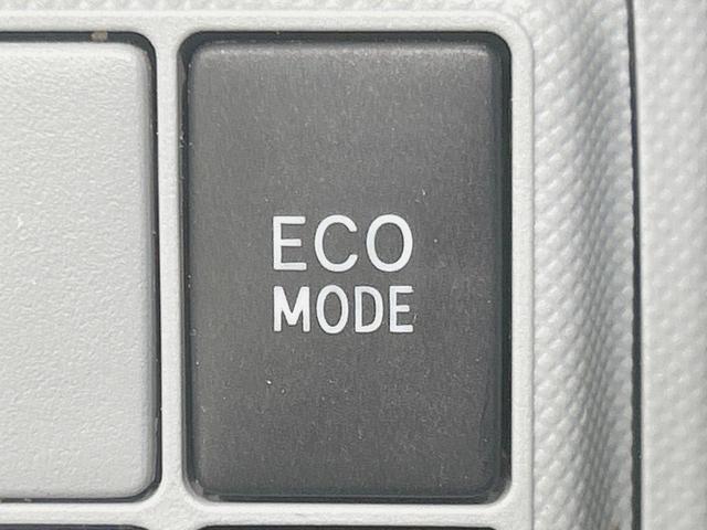 アクア S 純正ナビ バックカメラ 禁煙車 ETC スマートキー フルセグ Bluetooth再生 オートエアコン/ライト 盗難防止システム 横滑り防止装置 CD/DVD再生 プライバシーガラス(26枚目)