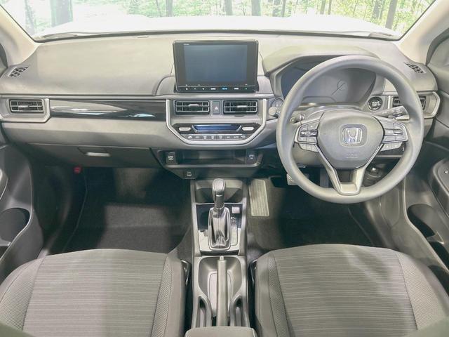 WR-V X 登録済未使用車 純正8型ナビ バックカメラ 衝突軽減 レーダークルーズ クリアランスソナー スマートキー フルセグ LEDヘッド オートハイビーム  オートライト オートエアコン Bluetooth(2枚目)