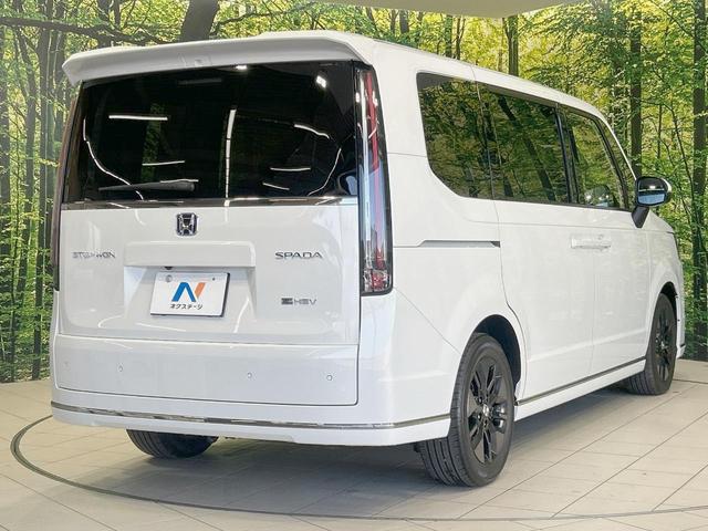 ステップワゴン ｅ：ＨＥＶスパーダ　純正８型ナビ　バックカメラ　両側電動ドア　禁煙車　ホンダセンシング　アダプティブクルーズ　シートヒーター　ハーフレザー　ＬＥＤヘッド　コーナーセンサー　フルセグ　Ｂｌｕｅｔｏｏｔｈ再生　ＥＴＣ（17枚目）