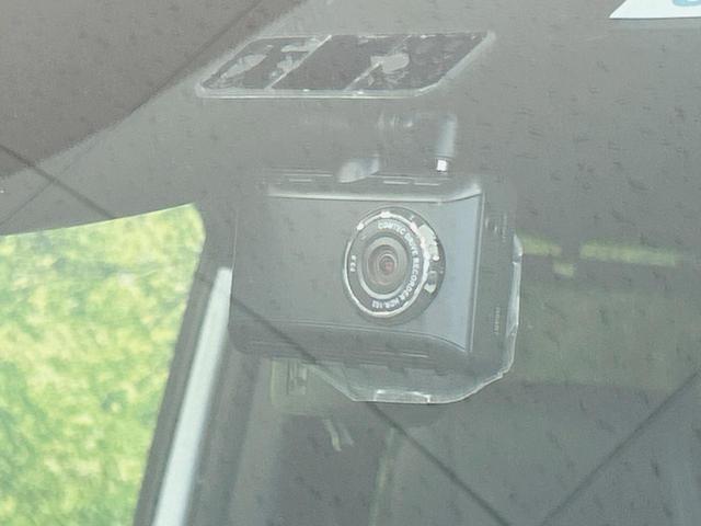 ステップワゴン ｅ：ＨＥＶスパーダ　純正８型ナビ　バックカメラ　両側電動ドア　禁煙車　ホンダセンシング　アダプティブクルーズ　シートヒーター　ハーフレザー　ＬＥＤヘッド　コーナーセンサー　フルセグ　Ｂｌｕｅｔｏｏｔｈ再生　ＥＴＣ（25枚目）