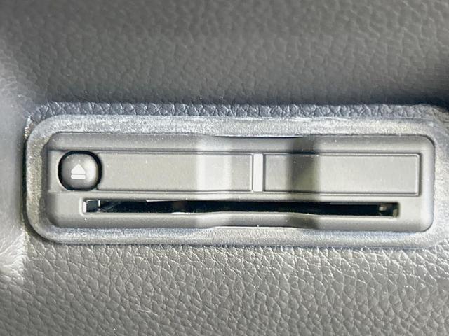 ステップワゴン ｅ：ＨＥＶスパーダ　純正８型ナビ　バックカメラ　両側電動ドア　禁煙車　ホンダセンシング　アダプティブクルーズ　シートヒーター　ハーフレザー　ＬＥＤヘッド　コーナーセンサー　フルセグ　Ｂｌｕｅｔｏｏｔｈ再生　ＥＴＣ（26枚目）