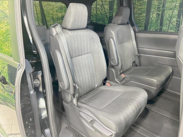 ノア Ｓ－Ｇ　モデリスタエアロ　純正１０．５型ナビ　バックカメラ　禁煙車　衝突軽減装置　レーダークルーズ　ＬＥＤヘッド／フォグ　スマートキー　フルセグ　Ｂｌｕｅｔｏｏｔｈ再生　ＥＴＣ　スマートキー　オートエアコン（9枚目）