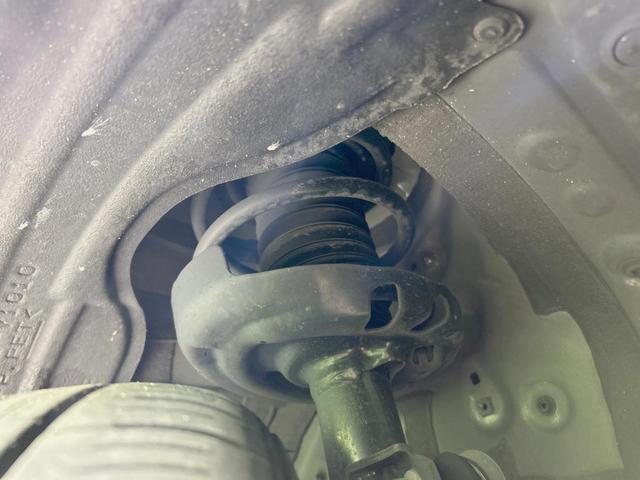 ノア Ｓ－Ｇ　モデリスタエアロ　純正１０．５型ナビ　バックカメラ　禁煙車　衝突軽減装置　レーダークルーズ　ＬＥＤヘッド／フォグ　スマートキー　フルセグ　Ｂｌｕｅｔｏｏｔｈ再生　ＥＴＣ　スマートキー　オートエアコン（20枚目）