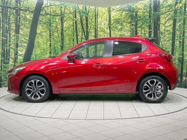 デミオ XDツーリング Lパッケージ 純正ナビ 禁煙車 衝突軽減装置 クルーズコントロール LEDヘッド ハーフレザー ドラレコ フルセグ Bluetooth再生 ETC オートライト/エアコン スマートキー 純正1インチアルミ(39枚目)