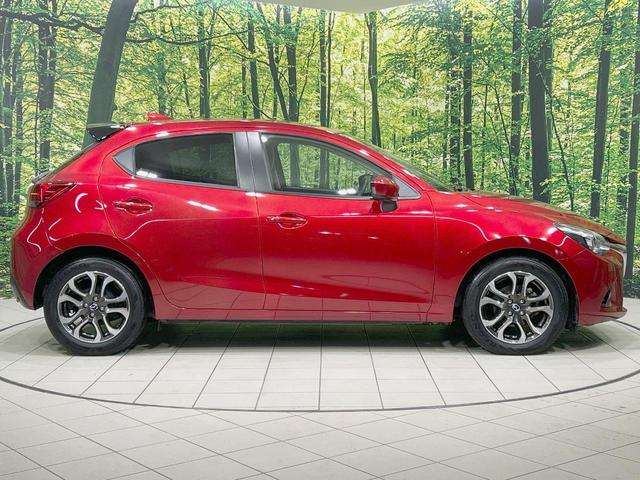 デミオ XDツーリング Lパッケージ 純正ナビ 禁煙車 衝突軽減装置 クルーズコントロール LEDヘッド ハーフレザー ドラレコ フルセグ Bluetooth再生 ETC オートライト/エアコン スマートキー 純正1インチアルミ(41枚目)