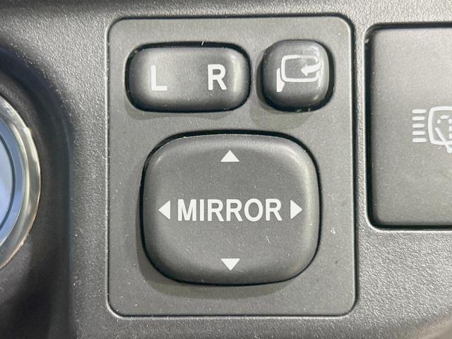 アクア G 純正ナビ バックカメラ モデリスタアルミ 禁煙車 シートヒーター LEDヘッド ETC スマートキー ヘッドライトウォッシャー オートエアコン/ライト フルセグ Bluetooth再生 ETC(28枚目)