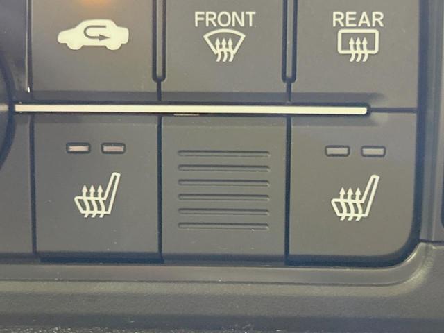 N-BOXカスタム ターボ 純正8型ナビ バックカメラ 禁煙車 両側電動ドア ターボ ホンダセンシング アダプティブクルーズ LEDヘッド ドラレコ シートヒーター ハーフレザー オートライト/エアコン スマートキー ETC(7枚目)