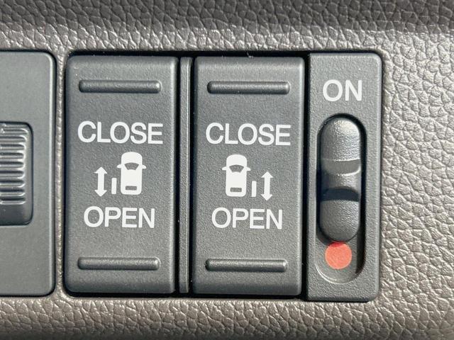 フリード G・ホンダセンシング 両側電動ドア SDナビ 後席モニター 禁煙車 ホンダセンシング アダプティブクルーズ LEDヘッド フルセグ Bluetooth再生 ETC スマートキー オートライト/エアコン 2列目ウォークスルー(7枚目)