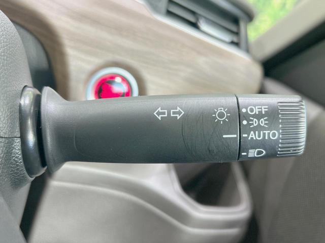 フリード G・ホンダセンシング 両側電動ドア SDナビ 後席モニター 禁煙車 ホンダセンシング アダプティブクルーズ LEDヘッド フルセグ Bluetooth再生 ETC スマートキー オートライト/エアコン 2列目ウォークスルー(42枚目)