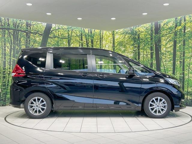フリード G・ホンダセンシング 両側電動ドア SDナビ 後席モニター 禁煙車 ホンダセンシング アダプティブクルーズ LEDヘッド フルセグ Bluetooth再生 ETC スマートキー オートライト/エアコン 2列目ウォークスルー(48枚目)