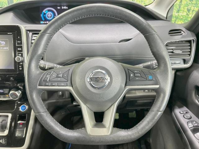 セレナ ｅ－パワー　ハイウェイスターＶ　純正９型ナビ　全周囲カメラ　後席モニター　禁煙車　両側電動ドア　衝突軽減装置　プロパイロット　デジタルインナーミラー　ＬＥＤヘッド　フルセグ　Ｂｌｕｅｔｏｏｔｈ再生　ＥＴＣ　ハンドルヒーター（12枚目）