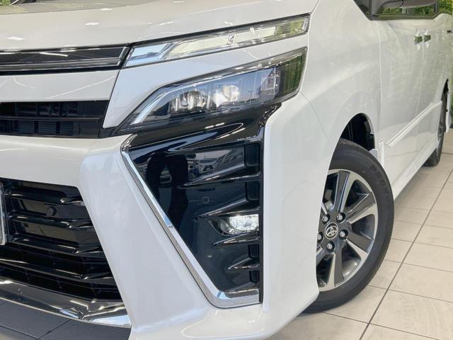 ヴォクシー ZS 煌II 両側電動ドア SDナビ バックカメラ 衝突軽減装置 クルーズコントロール LEDヘッド ドラレコ フルセグ Bluetooth再生 ETC スマートキー クリアランスソナー オートライト/エアコン(13枚目)