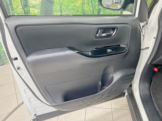 ヴォクシー ZS 煌II 両側電動ドア SDナビ バックカメラ 衝突軽減装置 クルーズコントロール LEDヘッド ドラレコ フルセグ Bluetooth再生 ETC スマートキー クリアランスソナー オートライト/エアコン(56枚目)