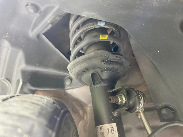 N-BOXカスタム G・Lパッケージ 電動スライドドア SDナビ バックカメラ 禁煙車 スマートキー HIDヘッド ETC オートライト オートエアコン 純正14インチアルミ CD DVD再生 フルセグ(23枚目)