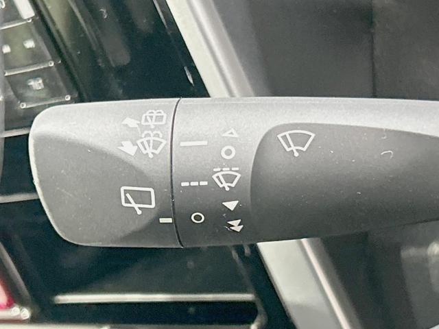 ルーミー カスタムG 両側電動ドア SDナビ 全周囲カメラ 衝突軽減 レーダークルーズ 禁煙車 ドラレコ コーナーセンサー スマートキー LEDヘッド フルセグ ビルトインETC オートハイビーム 車線逸脱警報(29枚目)