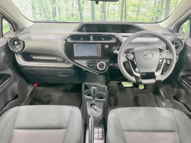 アクア Sスタイルブラック 純正ナビ バックカメラ 禁煙車 衝突軽減装置 車線逸脱警報 オートマチックハイビーム Bluetooth再生 ETC ドラレコ スマートキー オートライト/エアコン 横滑り防止装置 盗難防止システム(2枚目)