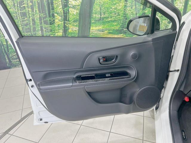 アクア Sスタイルブラック 純正ナビ バックカメラ 禁煙車 衝突軽減装置 車線逸脱警報 オートマチックハイビーム Bluetooth再生 ETC ドラレコ スマートキー オートライト/エアコン 横滑り防止装置 盗難防止システム(54枚目)