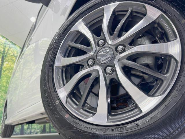 N-BOXカスタム ベースグレード 禁煙車 純正8型ディスプレイ 衝突軽減 バックカメラ 電動スライドドア シートヒーター レーダークルーズ サンシェード スマートキー オートエアコン/ライト AppleCarPlay LEDヘッド(13枚目)