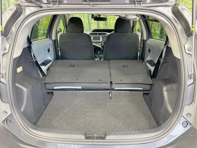 アクア S 純正ナビ バックカメラ 禁煙車 LEDヘッド スマートキー ドラレコ Bluetooth再生 オートライト/エアコン 横滑り防止装置 盗難防止システム 電動格納ミラー プライバシーガラス(10枚目)