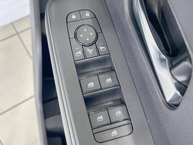 セレナ ハイウェイスターV 純正12.3型ナビ 全周囲カメラ 両側電動ドア 禁煙車 衝突軽減装置 デジタルインナーミラー ブラインドスポットモニター LEDヘッド/フォグ フルセグ Bluetooth再生 ETC スマートキー(60枚目)