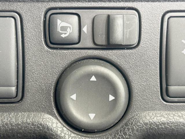 ノート e-パワー X 純正ナビ 全周囲カメラ 禁煙車 衝突軽減装置 車線逸脱警報 ドラレコ フルセグ LEDヘッド Bluetooth再生 ETC オートライト/エアコン コーナーセンサー スマートキー 電動格納ミラー(34枚目)