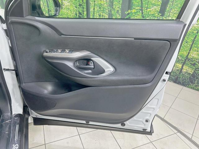 ヤリスクロス ハイブリッドZ モデリスタエアロ 純正8型ナビ 全周囲カメラ 衝突軽減 レーダークルーズ 禁煙車 ハーフレザーシート パワーシート LEDヘッド ビルトインETC コーナーセンサー ステアリングヒーター(55枚目)