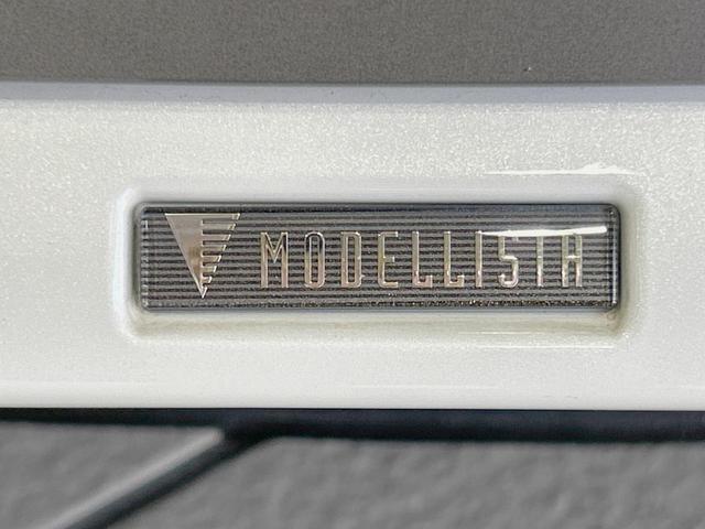 プリウス Ｚ　サンルーフ　モデリスタフルエアロ　純正１２．３型ナビ　全周囲カメラ　衝突被害軽減　レーダークルーズ　禁煙車　電動リアゲート　レザー調シート　シートエアコン　パワーシート　コーナーセンサー　ＬＥＤヘッド（4枚目）