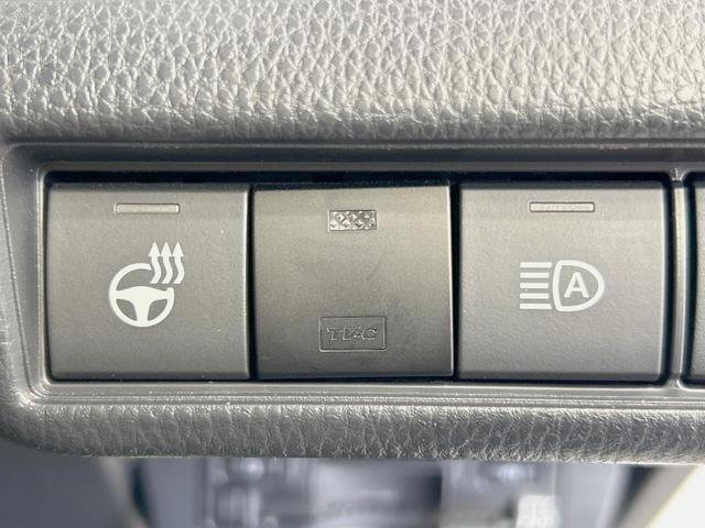 プリウス Ｚ　サンルーフ　モデリスタフルエアロ　純正１２．３型ナビ　全周囲カメラ　衝突被害軽減　レーダークルーズ　禁煙車　電動リアゲート　レザー調シート　シートエアコン　パワーシート　コーナーセンサー　ＬＥＤヘッド（35枚目）