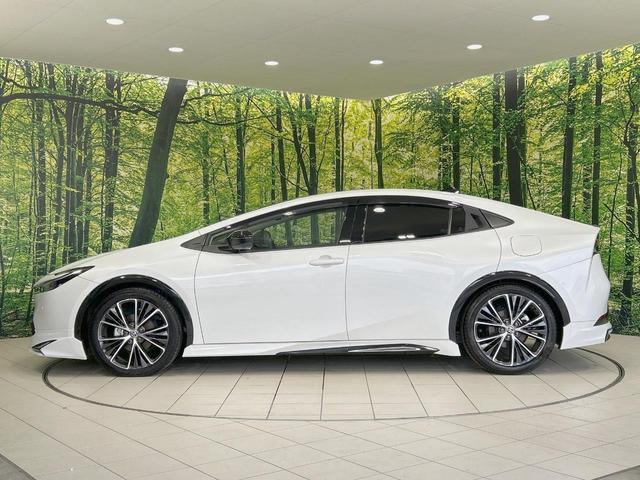 プリウス Ｚ　サンルーフ　モデリスタフルエアロ　純正１２．３型ナビ　全周囲カメラ　衝突被害軽減　レーダークルーズ　禁煙車　電動リアゲート　レザー調シート　シートエアコン　パワーシート　コーナーセンサー　ＬＥＤヘッド（66枚目）